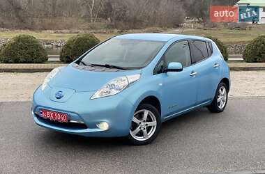 Хетчбек Nissan Leaf 2015 в Дніпрі