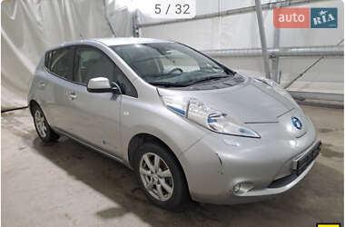 Хетчбек Nissan Leaf 2014 в Житомирі