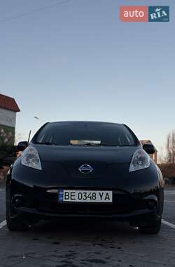 Хетчбек Nissan Leaf 2014 в 