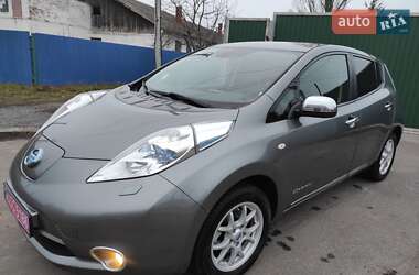 Хетчбек Nissan Leaf 2014 в Звенигородці