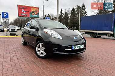 Хетчбек Nissan Leaf 2015 в Рівному