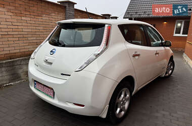 Хетчбек Nissan Leaf 2015 в Вінниці