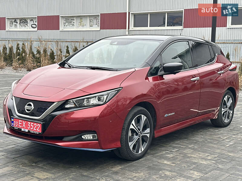 Хетчбек Nissan Leaf 2019 в Луцьку