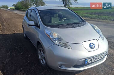 Хетчбек Nissan Leaf 2013 в Одесі