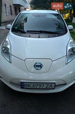 Хетчбек Nissan Leaf 2016 в Овручі