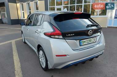 Хэтчбек Nissan Leaf 2018 в 