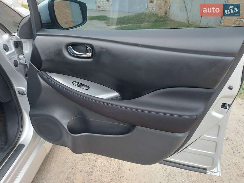 Хэтчбек Nissan Leaf 2018 в Конотопе фото 23 Хэтчбек Nissan Leaf 2018 в Конотопе