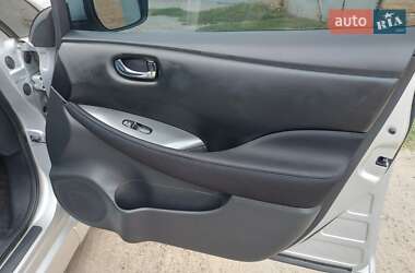 Хэтчбек Nissan Leaf 2018 в 