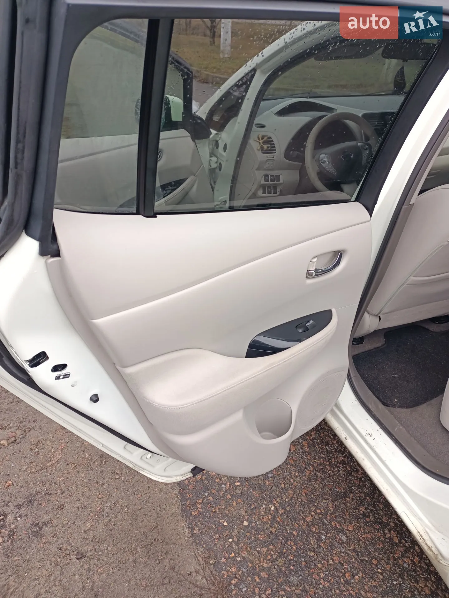 2012 Nissan Leaf - мініатюра 10