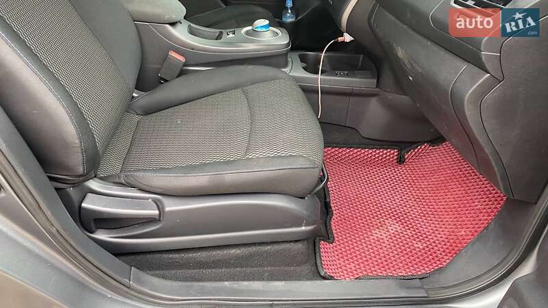 Хетчбек Nissan Leaf 2014 в Вінниці