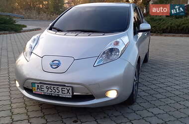 Хэтчбек Nissan Leaf 2016 в Павлограде