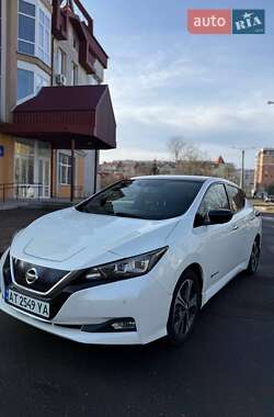 Хетчбек Nissan Leaf 2019 в Калуші