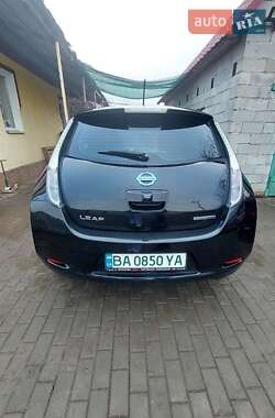 Хетчбек Nissan Leaf 2012 в Знам'янці