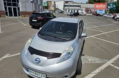 Хетчбек Nissan Leaf 2013 в Одесі