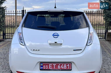 Хэтчбек Nissan Leaf 2017 в Дрогобыче