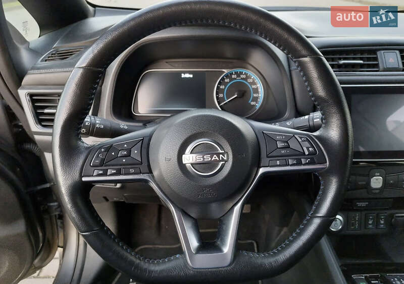 Хэтчбек Nissan Leaf 2021 в Белой Церкви