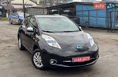 Хетчбек Nissan Leaf 2013 в Кам'янець-Подільському