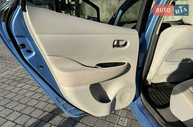 Хетчбек Nissan Leaf 2013 в 