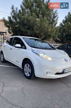 Хэтчбек Nissan Leaf 2014 в Одессе