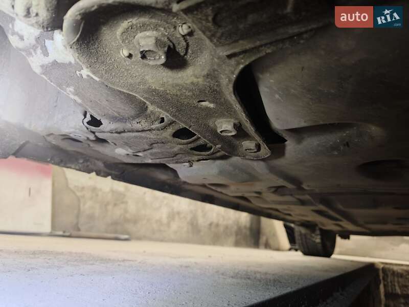 Хэтчбек Nissan Leaf 2012 в Виннице