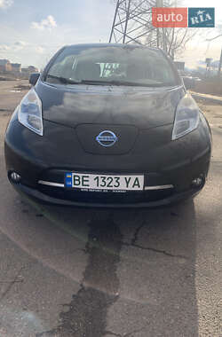 Nissan Leaf 2011