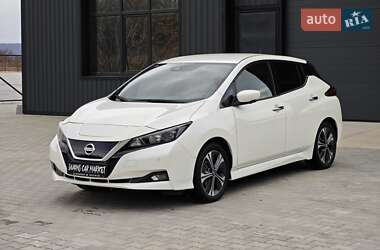 Хетчбек Nissan Leaf 2020 в 