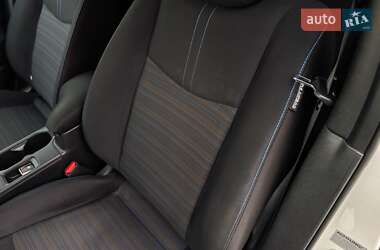 Хетчбек Nissan Leaf 2020 в 