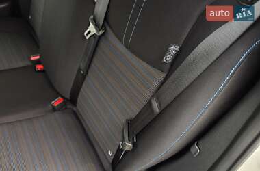 Хетчбек Nissan Leaf 2020 в 