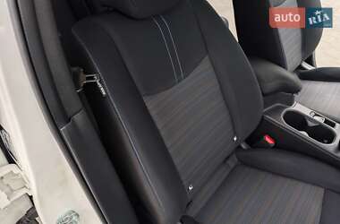 Хетчбек Nissan Leaf 2020 в 