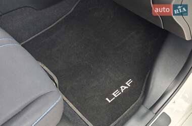Хетчбек Nissan Leaf 2020 в 