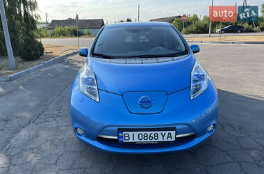 Хетчбек Nissan Leaf 2011 в Полтаві