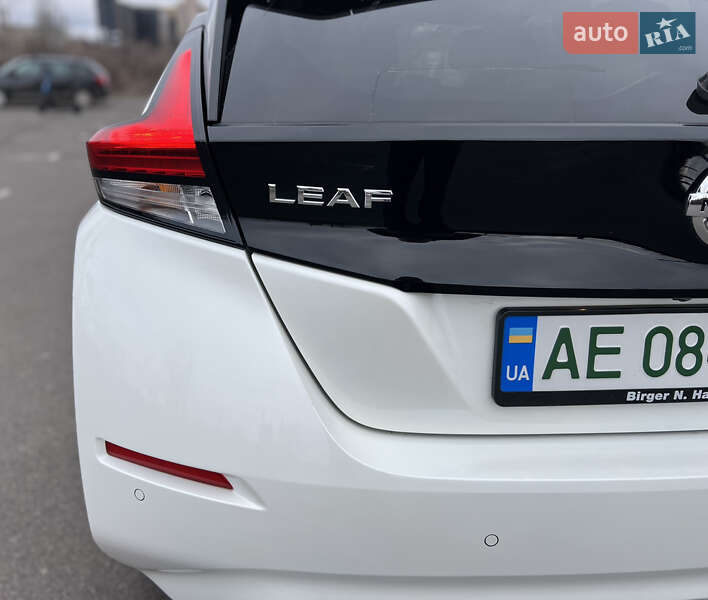 Хетчбек Nissan Leaf 2018 в Кривому Розі