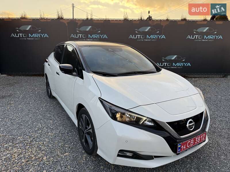 Хетчбек Nissan Leaf 2020 в Самборі