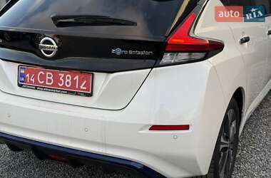 Хетчбек Nissan Leaf 2020 в Самборі