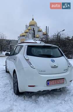 Хэтчбек Nissan Leaf 2014 в Львове