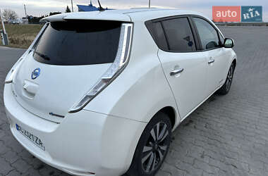 Хэтчбек Nissan Leaf 2016 в Львове