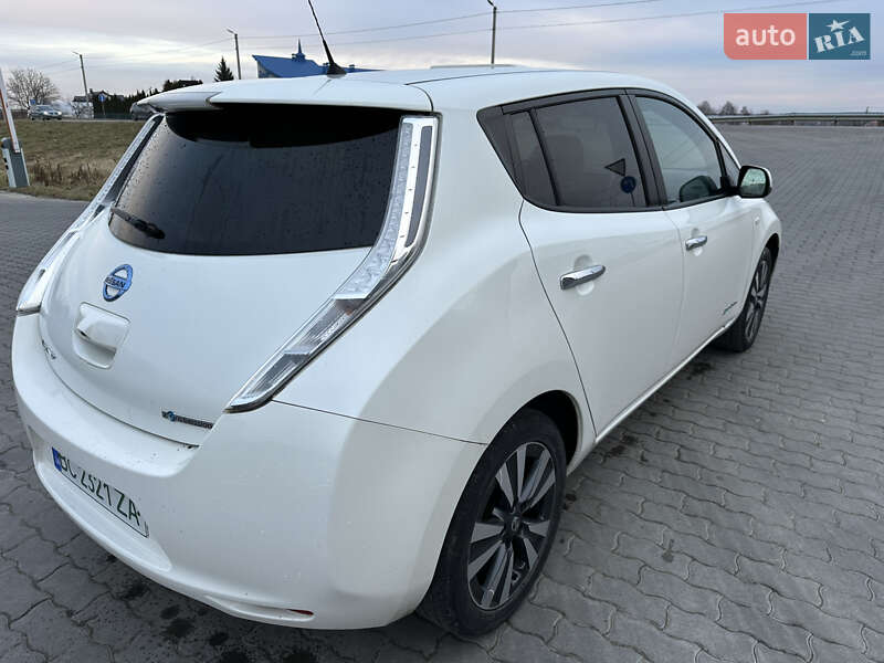 Хетчбек Nissan Leaf 2016 в Львові