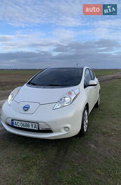 Хетчбек Nissan Leaf 2014 в Луцьку