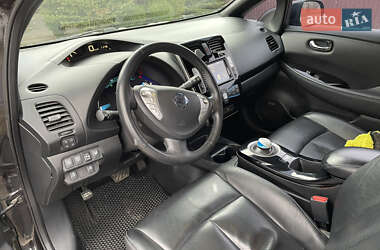 Хэтчбек Nissan Leaf 2016 в 