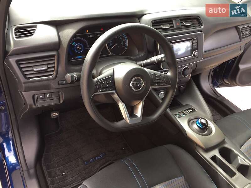 Хетчбек Nissan Leaf 2018 в Білогородці