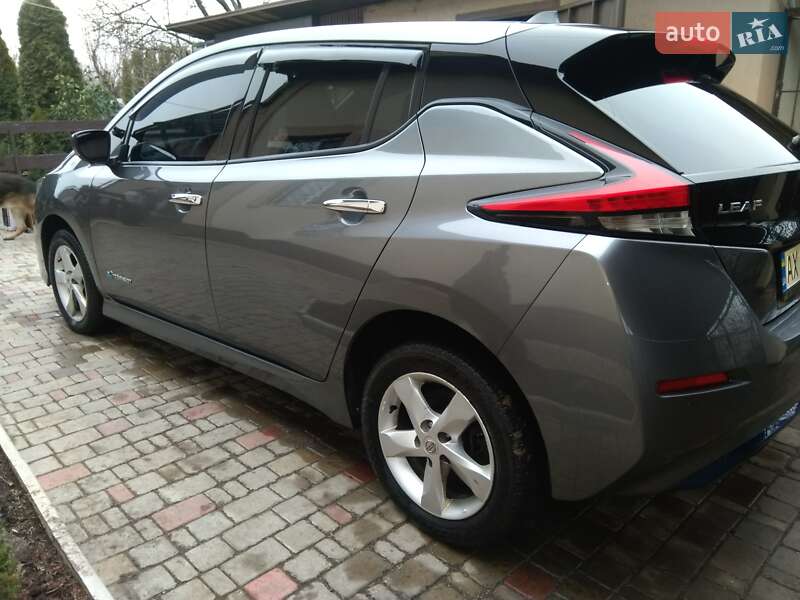Хэтчбек Nissan Leaf 2018 в Харькове
