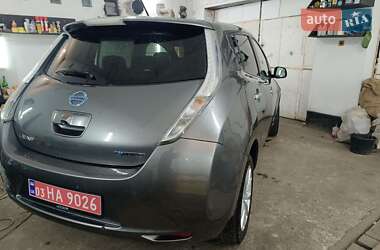 Хэтчбек Nissan Leaf 2014 в Ровно