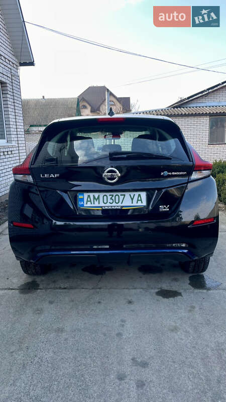 Хэтчбек Nissan Leaf 2020 в Киеве