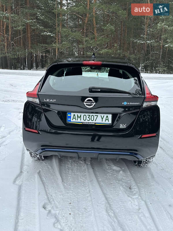 Хэтчбек Nissan Leaf 2020 в Киеве