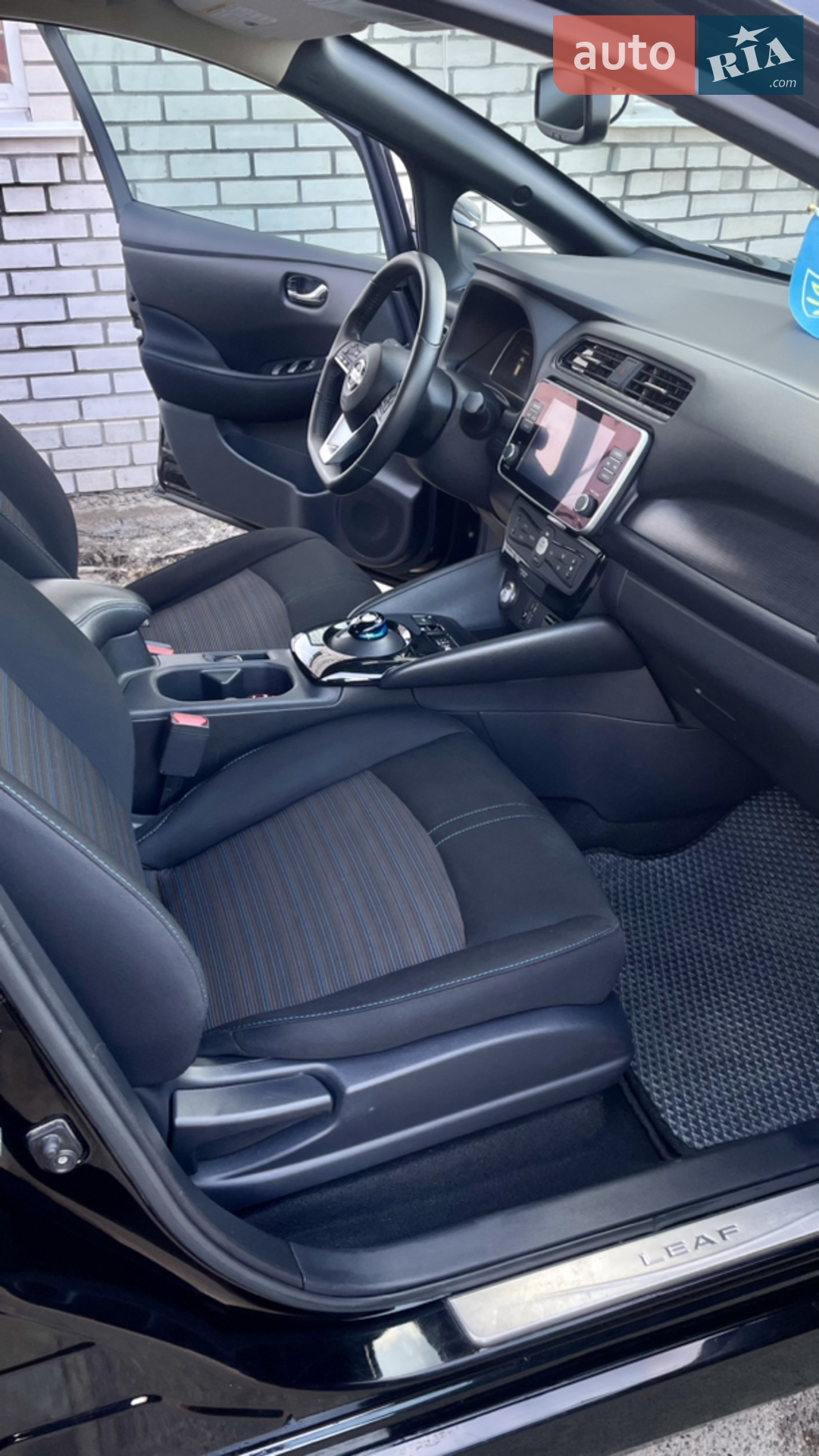 2020 Nissan Leaf - мініатюра 17