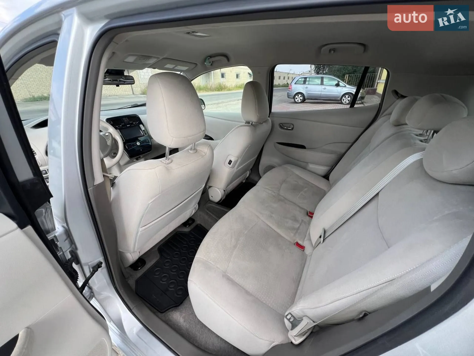 2012 Nissan Leaf - мініатюра 5