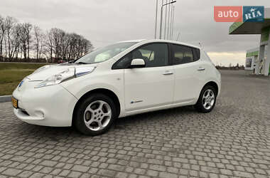 Хэтчбек Nissan Leaf 2016 в Стрые