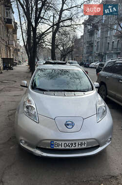 Хетчбек Nissan Leaf 2014 в Одесі