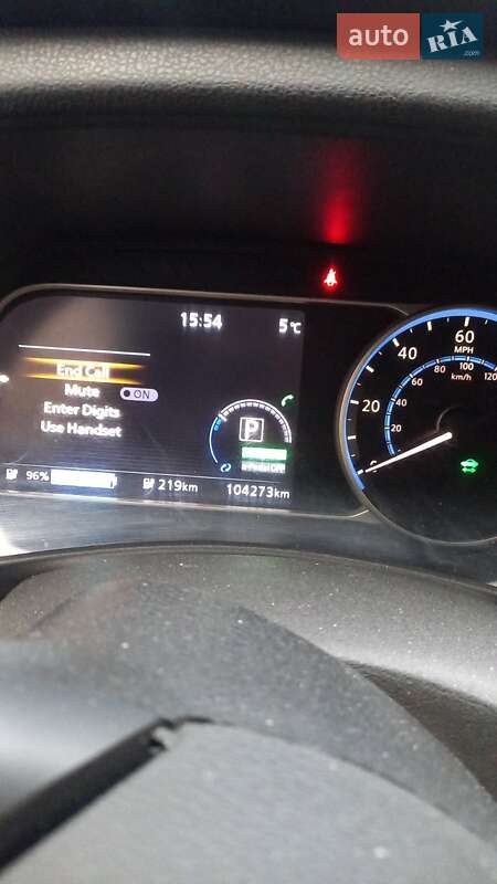 Хетчбек Nissan Leaf 2018 в Києві