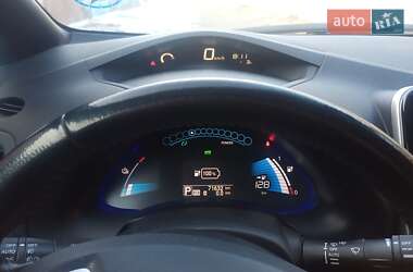 Хэтчбек Nissan Leaf 2014 в 